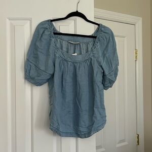 Chambray short sleeve blouse